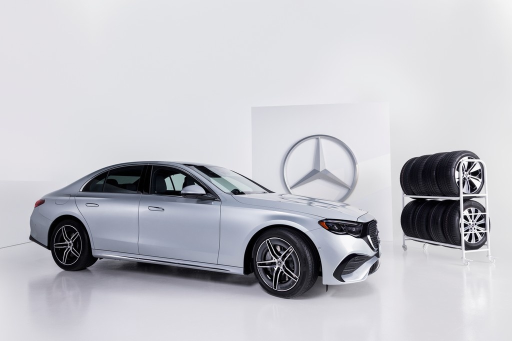 Sign up with Mercedes-Benz Canada to gain early access to exclusive offers, the latest news, vehicle updates, and more. Plus, receive 15% off* Mercedes-Benz Wheels, Tires, and Accessories - only for a limited time.

Link in bio to sign up now!