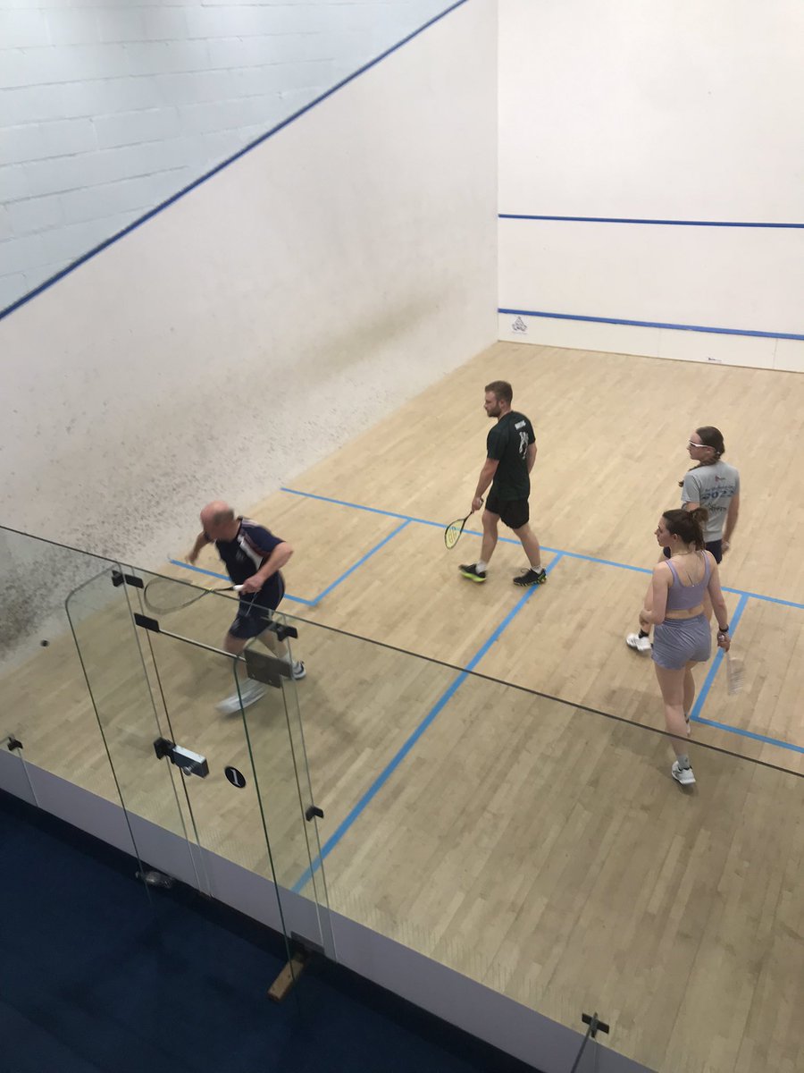 Another great evening of League squash, with some quality performances from all the pupils… And always good to finish the evening with some doubles 😊