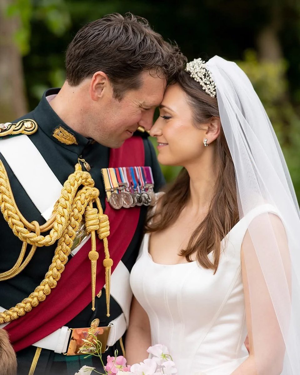 ChristinsQueens's tweet photo. More wedding photos of “Olivia &amp; Jonny, Wiltshire.”

📸 Greenlysphotography https://t.co/WNWN4Jstpf
