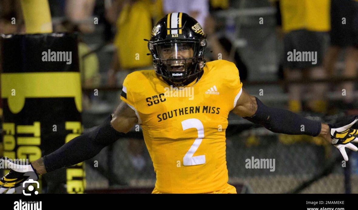 After a great conversation with <a href="/Dbowman85/">Dominique Bowman</a> blessed to receive my first d1 offer from southern miss 🖤!