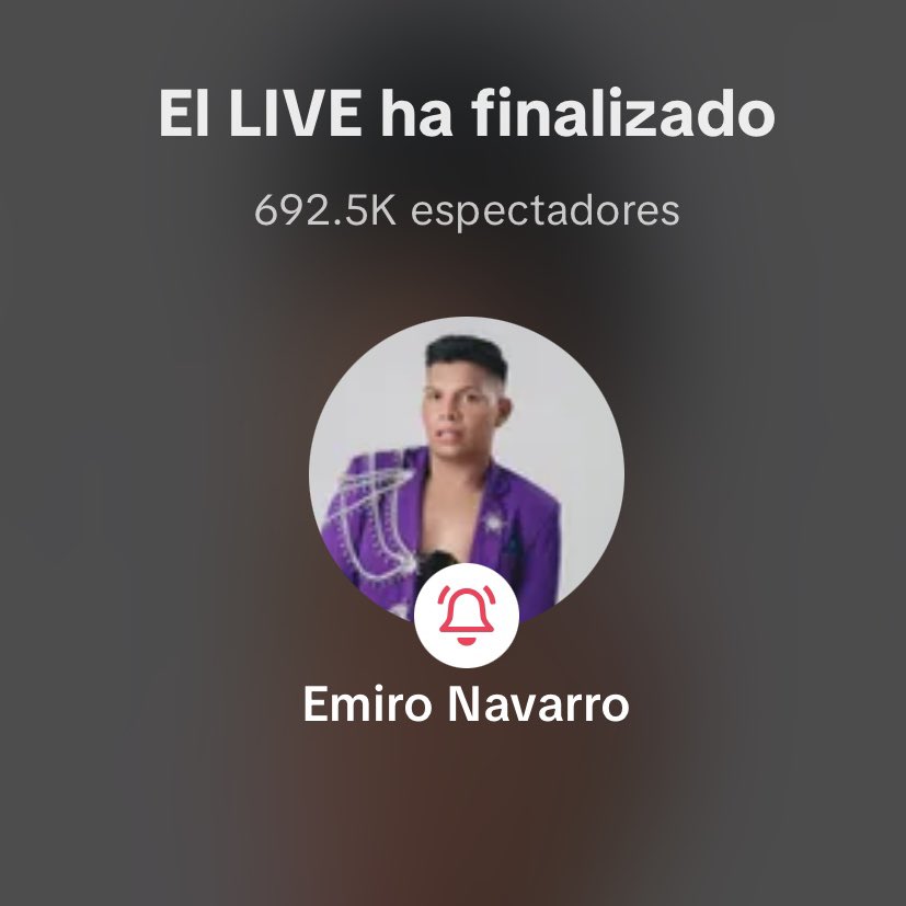 NachoConO's tweet photo. Emiro tuvo casi 700 mil espectadores en su primer live después de la casa de los famosos, los que le tumbaron su cuenta no van a soportar 😭 pudo, no pudieron!!! 🫦 https://t.co/yUOWexWgoy