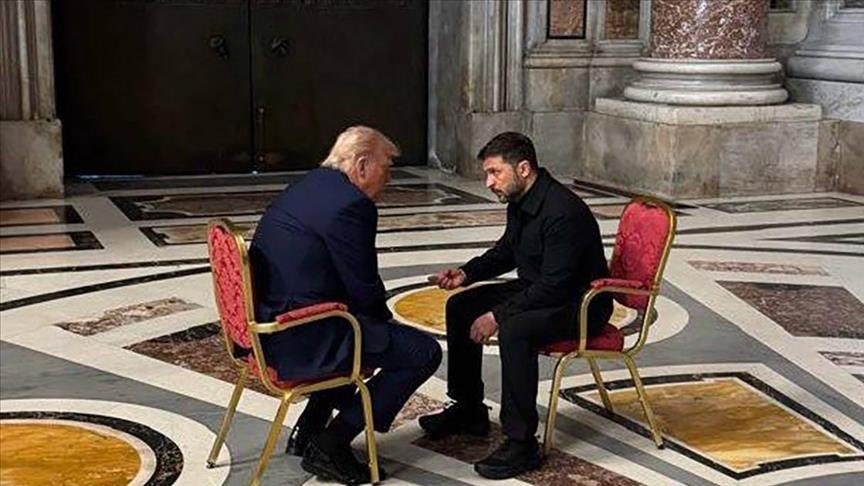 Ukrayna Devlet Başkanı Volodimir Zelenskiy, Kanada'da düzenlenecek G7 Liderler Zirvesi kapsamında ABD Başkanı Donald Trump ile bir araya gelerek, Rusya'ya karşı yeni yaptırımların uygulanması hakkında görüşmek istediğini söyledi.