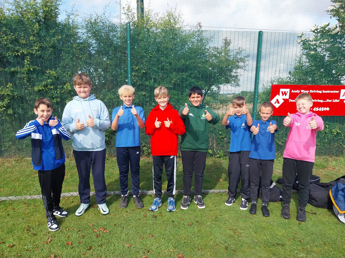 ElsecarPE's tweet photo. Our Year 5/6 boys had a great time last Friday playing cricket as part of our Sports partnership events 😃 Tomorrow it’s time for the girls… 🏏 #ElsecarPE https://t.co/DzCUZ4ndzA