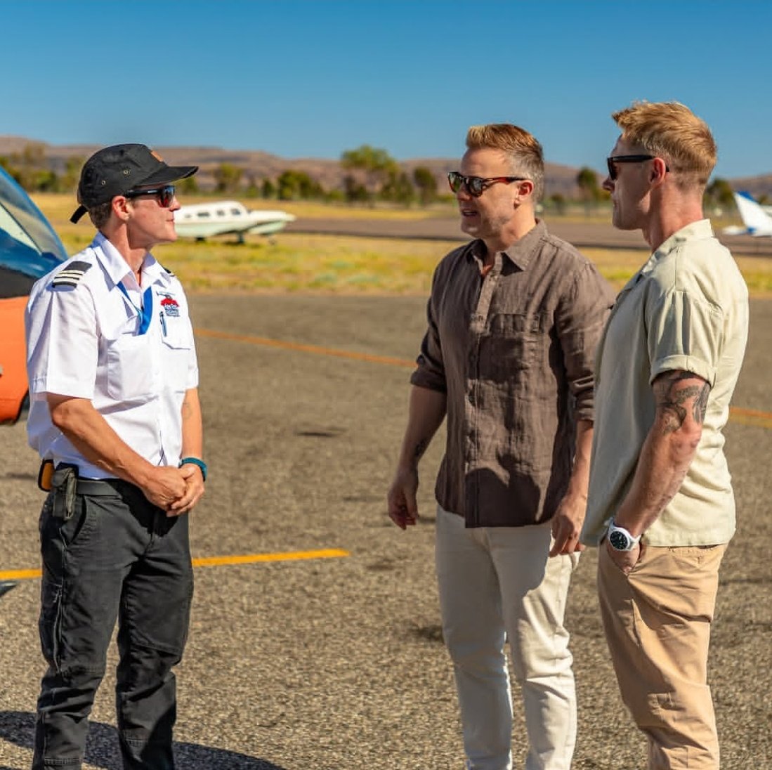 Garyismyhero's tweet photo. @GaryBarlow @takethat @ronanofficial #FoodandWineTour #📺tip @GaryBarlow #Australia #cheers #🍇🍷 #RonanK
https://t.co/8IzUqYOy09 https://t.co/2dz7LSpiJI