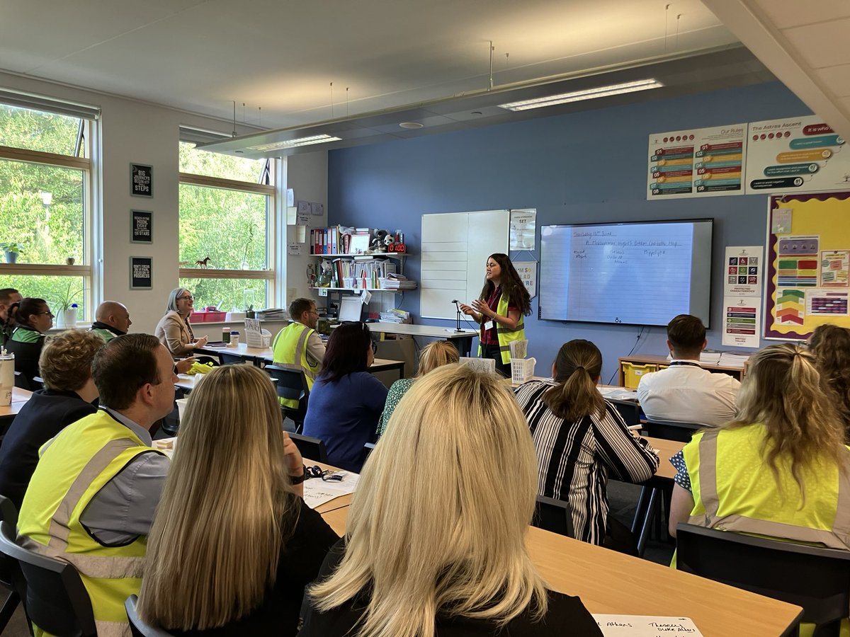 Deliberate Practice at <a href="/Netherwood_Acad/">Netherwood Academy</a> this morning expertly led by one of our fantastic <a href="/TeachFirst/">Teach First</a> year 2 teachers. It's wonderful to see such a positive culture of professional development across the staff body.