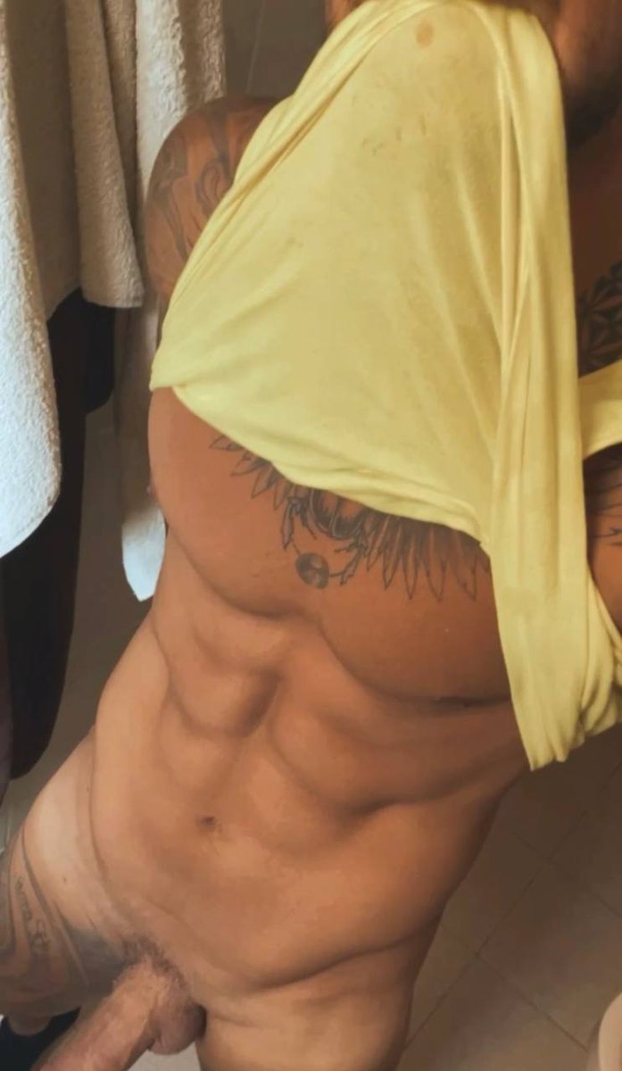 Sending my morning d pics to everyone that types “yes”