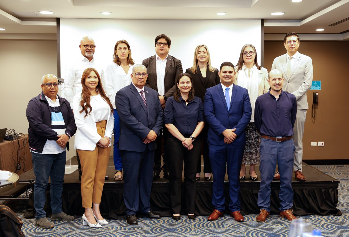 Hoy la Mesa Técnica de Protección Social Adaptativa coordinada por <a href="/WFP_RD/">WFP Rep.Dominicana | Programa Mundial de Alimentos</a>  refuerza su rol como espacio estratégico de coordinación para fortalecer la preparación y respuesta ante emergencias, especialmente frente a la #TemporadaCiclonica2025.