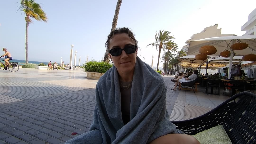 Por fin Lucy sube algo de sus malditas vacaciones 😭🫶