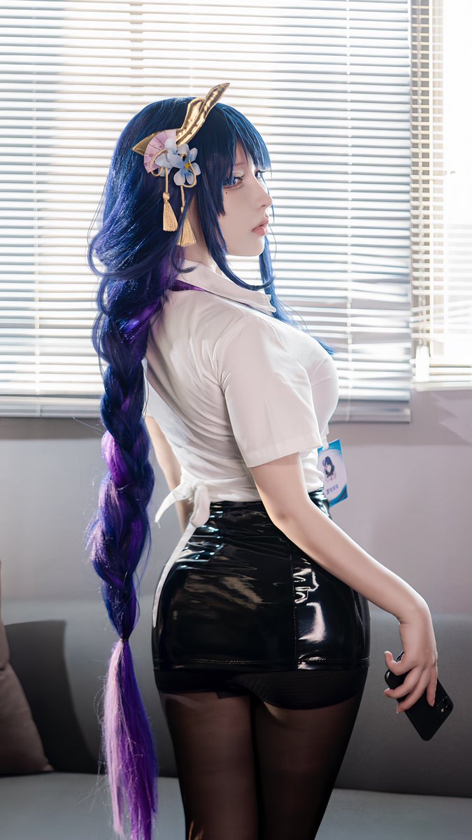 Cosplay Raiden Shogun... 💜📂✨ Cre: 樱梨梨 / Eririchyan #cosplayer #cosplay #RaidenShogun #RaidenEi #雷电将军 #雷電將軍 #雷電将軍 #Райдэн #RaidenOfficeLadyVer #原神 #GenshinImpact #art #beautiful