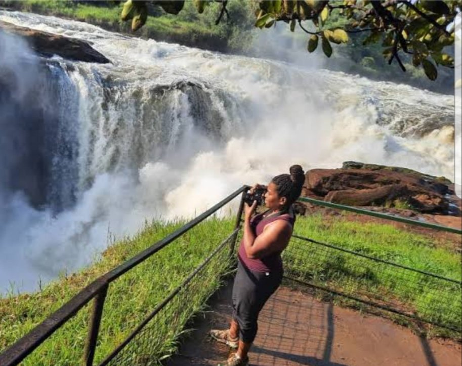 Ever seen the Nile squeeze through a 7-meter gap with thunderous power? 🌊🔥
That’s #MurchisonFalls where Uganda’s wild beauty puts on a show! 🦓🦁
A hidden gem for travelers, photographers &amp; nature lovers. 📸🇺🇬
👇 Would u dare stand this close to the edge?
 #TravelUganda
