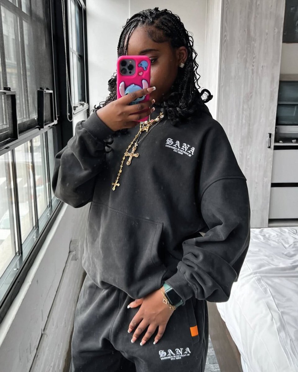 SanaDetroit's tweet image. SANA Spotted 👀 If you want a chance to be featured on our page, tag us wearing your SANA gear