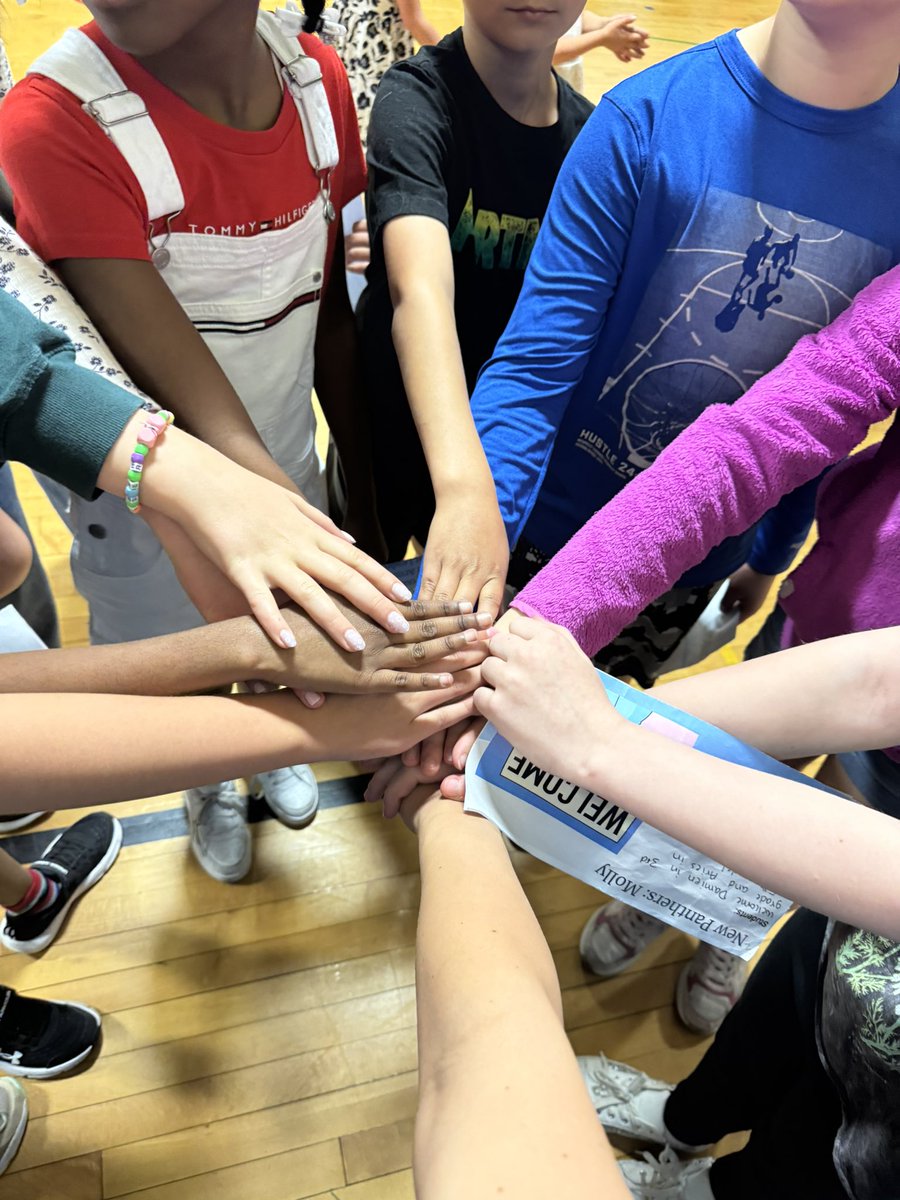 MrsWeiserWR's tweet photo. So proud of our Public Speaking Team for taking risks &amp; stepping outside of their comfort zone this year. They brought our school together each month to promote leadership practices. Can’t wait to see who applies in September! Until then.. we out! 🎙️🎤 @WillowRidge480 https://t.co/3lYR4M7Rpi