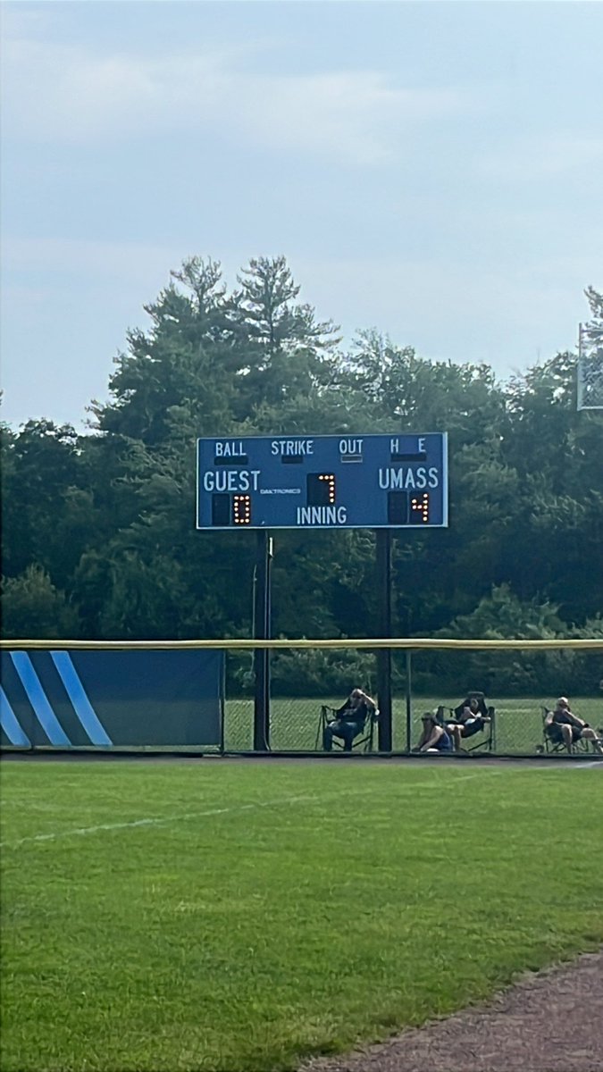 NipmucAD's tweet image. Si Lo with an unassisted double play in bot 6. Nipmuc down 4-0. 3 outs left @tgsports