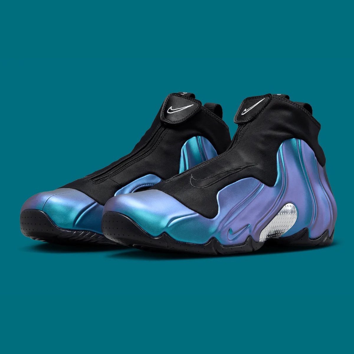 SBDetroit's tweet photo. OFFICIAL PHOTOS: Nike Air Flightposite “Dusty Cactus” 💎 

RELEASE DETAILS:  https://t.co/c00jZ9qdmX https://t.co/4NLsmcoNDt