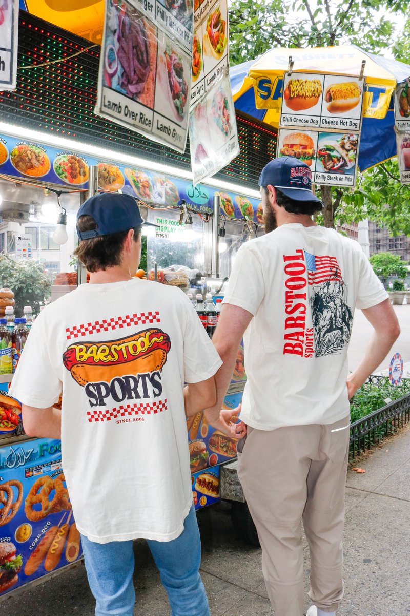 BarstoolHusker's tweet image. Win a bundle of July 4th essentials 🇺🇸
What’s included:
🧊 YETI Cooler
🍷 YETI Colster Can Cooler
🕶️ Shady Rays x Barstool Shades
☕ Stella Blue Cold Brew
🎁 $100 Barstool Sports Store Gift Card
🧢 Barstool USA Hat
Enter on Instagram here: instagram.com/p/DK0IYLsytHz/…