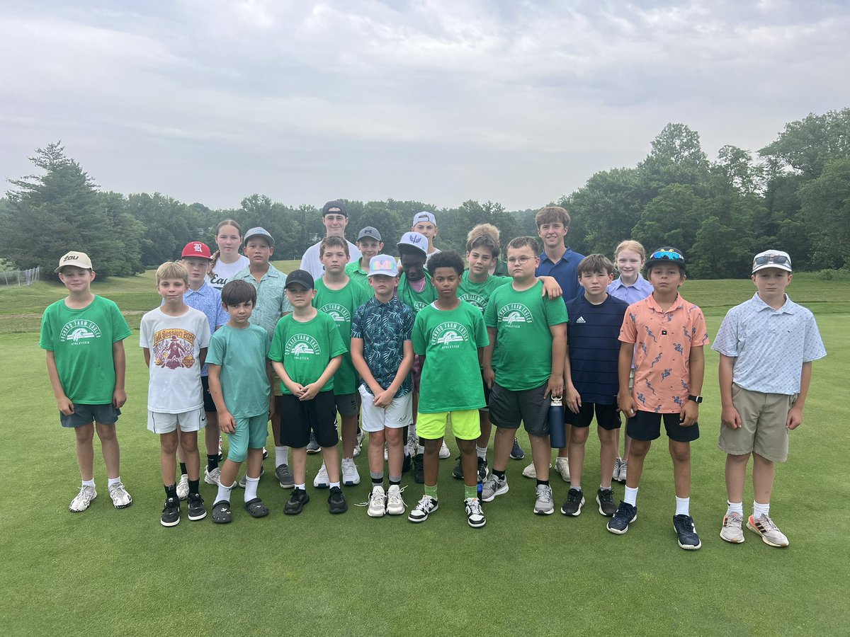 FarmGolf's tweet image. Inaugural OFHS Youth Golf in the books! Huge shoutout to our HS Players who volunteered their time and expertise to our future golfers. #OFPride @OFR5_Activities