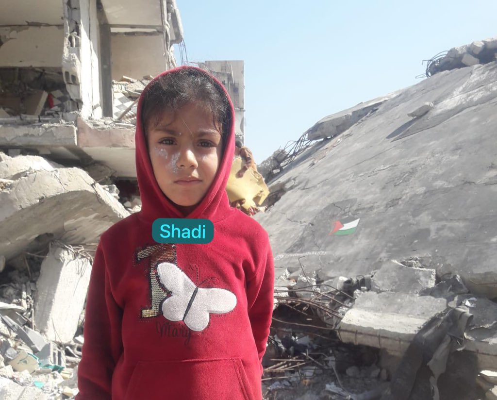 Gazze'de çocuklar açlıktan ölüyor.
#freedomconvoy #MarchToGaza