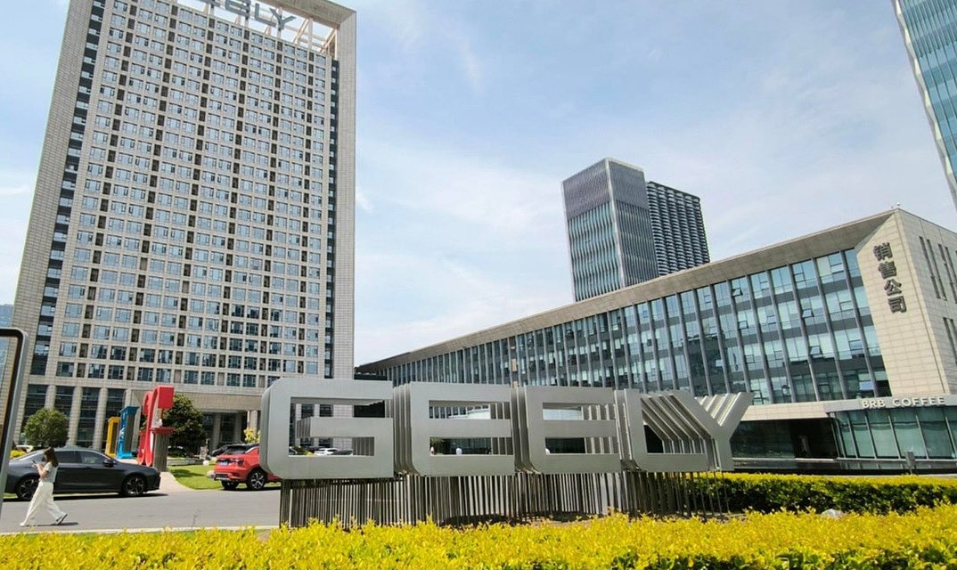 BrandPRDigital's tweet image. @GeelyMexico Auto nombra nuevo director general para sus operaciones en México Vía #Brandprmagazine #brandprmag 📲💻 brandprdigital.com.mx/geely-auto-nom…