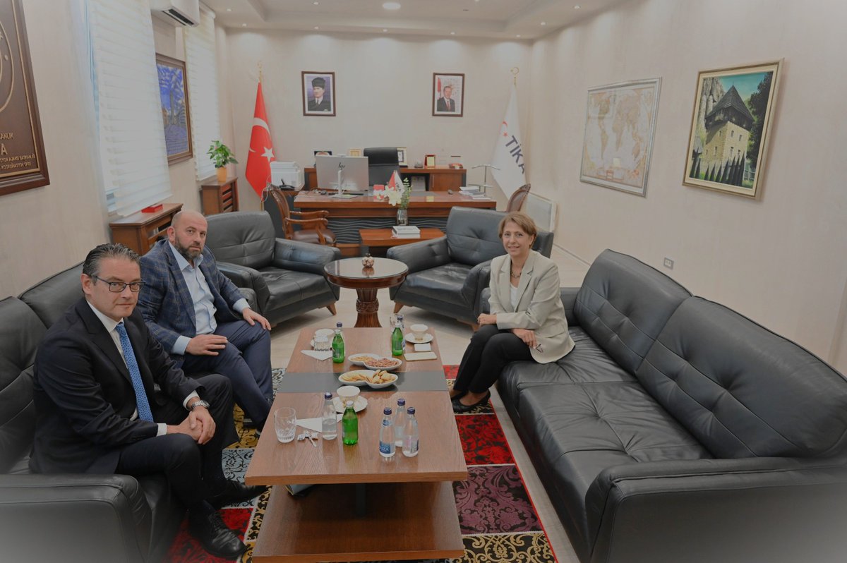 Rifat Fejzic (@rifatfejzic) on Twitter photo Danas sam posjetio <a href="/PodgoritsaTika/">TİKA Podgoritsa</a> i razgovarao o aktuelnostima sa ambasadorom🇹🇷 Barışom Kalkavanom i kordinatorkom Tike, Nihal Ersoy.
🇹🇷🇲🇪
Bugün <a href="/PodgoritsaTika/">TİKA Podgoritsa</a> yi ziyaret ettim. 🇹🇷Büyükelçi Barış Kalkavan ve kordinator Nihal Ersoyla görüş alış verişte bulunduk. Danas sam posjetio <a href="/PodgoritsaTika/">TİKA Podgoritsa</a> i razgovarao o aktuelnostima sa ambasadorom🇹🇷 Barışom Kalkavanom i kordinatorkom Tike, Nihal Ersoy.
🇹🇷🇲🇪
Bugün <a href="/PodgoritsaTika/">TİKA Podgoritsa</a> yi ziyaret ettim. 🇹🇷Büyükelçi Barış Kalkavan ve kordinator Nihal Ersoyla görüş alış verişte bulunduk.