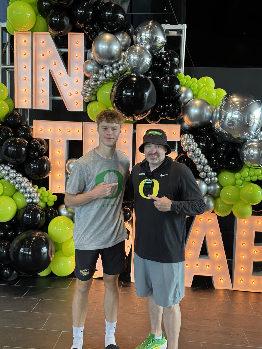 DettmanBrock's tweet image. Thank you @oregonfootball for the great Specialist Camp!  

@CoachJoeLorig @CoachTinkFB @finchmachine96 thanks again for the work today and the invite out to Oregon… #WinTheDay! #ToeTheLine

@WasatchFB @DerikBringhurst @TheChrisRubio @Luke_whiting1