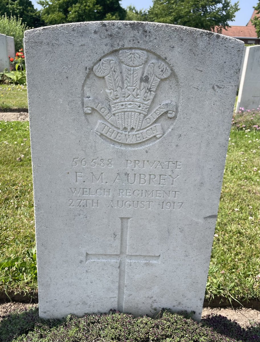 albymarch_alan's tweet image. Cement House Cemetery @CWGC #Belgium 
W.Palliser
E.Manton
#SouthWalesBorderers
T.W.Davies
F.M.Aubrey
#WelchRegiment