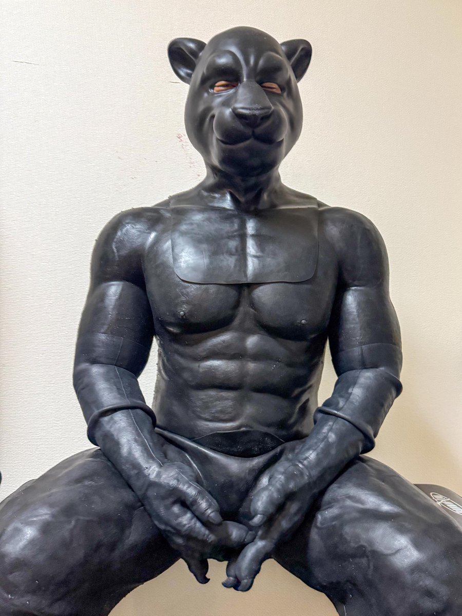 筋肉スーツ、ほんとカッコいい

the muscle suit is really coooool!!!
love him🖤

<a href="/Smitizen/">SMITIZEN</a> <a href="/smitizenjapan/">smitizenjapan</a>