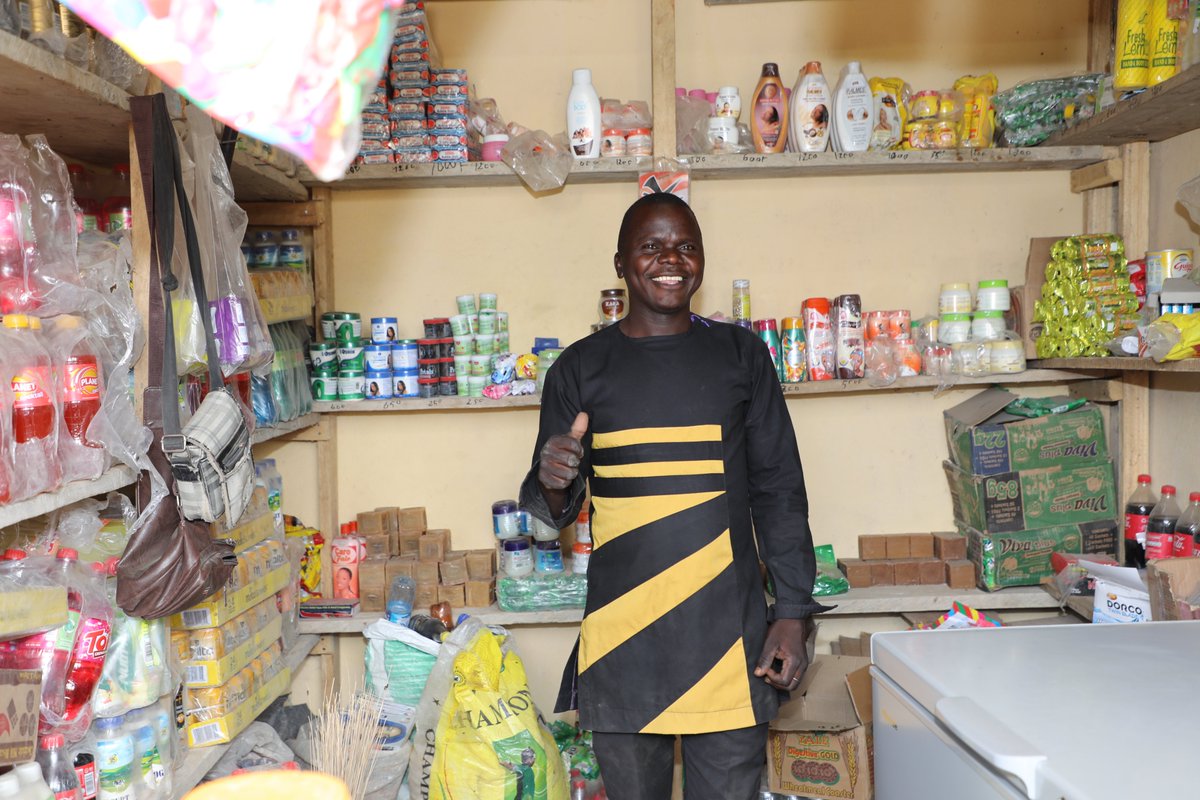 UNDPAfrica's tweet image. Resilience is not just a word—it’s a reality.

Meet Mahama in #Cameroon. He lost his shop to Boko Haram but has rebuilt his life with dignity—thanks to support from our #PartnersAtCore: #Denmark, #Germany, #UK, #France, #Netherlands, #Japan &amp;amp; #Sweden.

➡️bit.ly/400VOoo