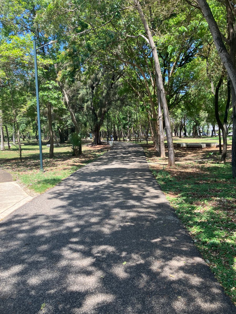 It was such a joy teaching at Santiago Theological Seminary in Santo Domingo, DR. Wonderful brothers and sisters raising up many lay biblical counselors in their midst. 

And SD has quite the central park. Most humid 10k I've run recently, but thankful to see new things!