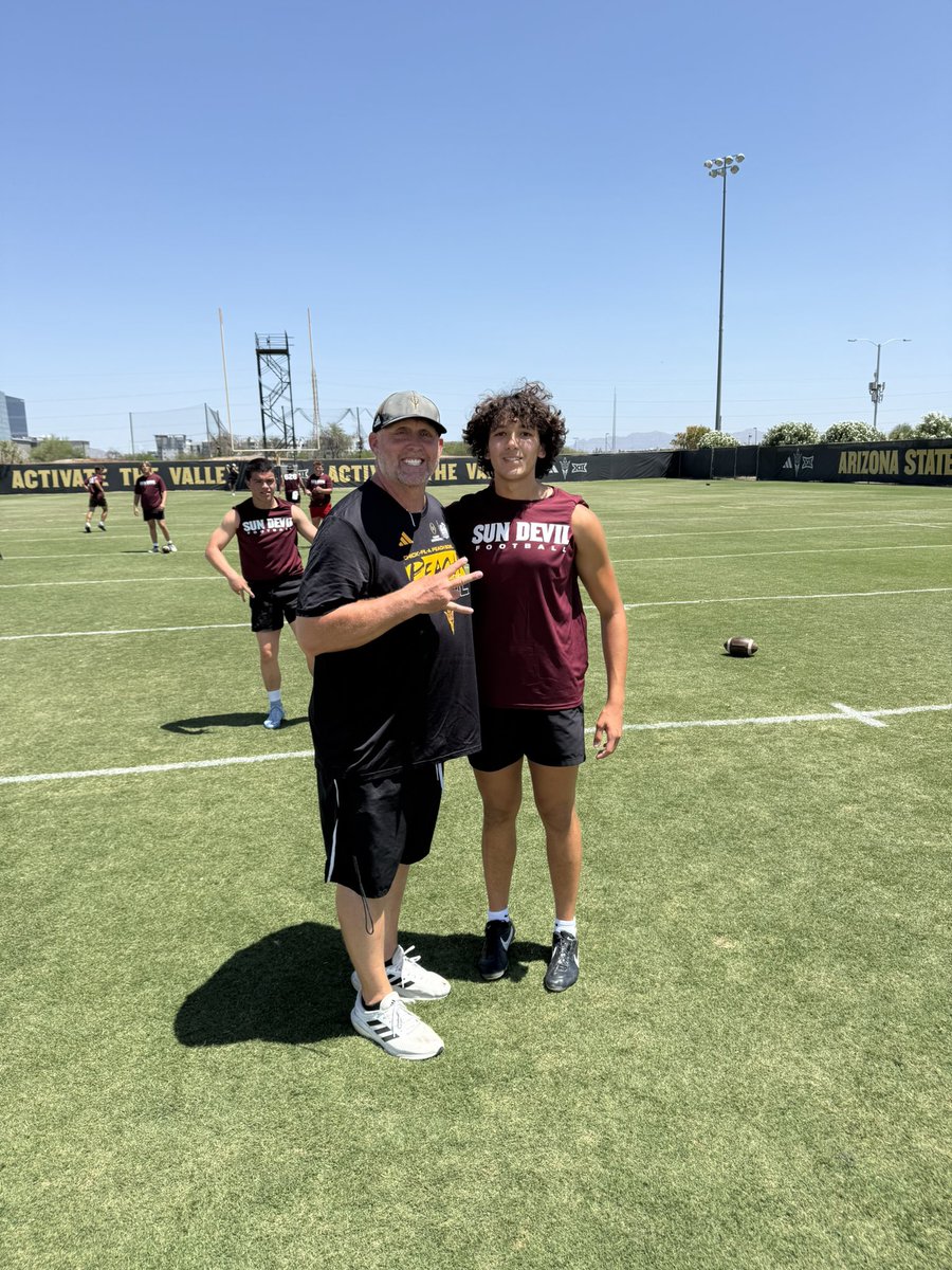 stephonweise's tweet image. Third camp down! I once again WON the Punt portion of camp and turned over almost all my punts today. This is a 45 4.55. And some pictures with all the @steverausch17 guys!