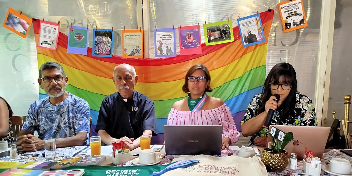 #Querétaro 🏳️‍🌈 “Otra mirada católica de la diversidad” busca transformar discursos religiosos en favor de la comunidad LGBTIQ+

La estrategia impulsada por CDD, ICM, CAFIS y el Frente Queretano promueve narrativas de respeto y espiritualidad segura para la comunidad LGBTIQ+.

👉