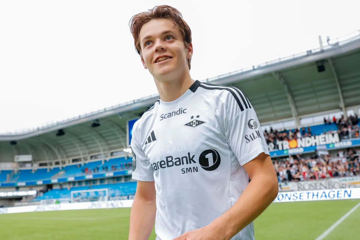 Fornya kontrakten, skaffa peng i kassa, fikk nyt i nesten 3 år i dagens fotball. Nymoderne legend