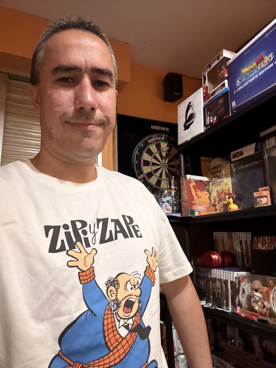 Camiseta que venden ahora , la llevarán gente que no sabrán quién es 😅😅😅