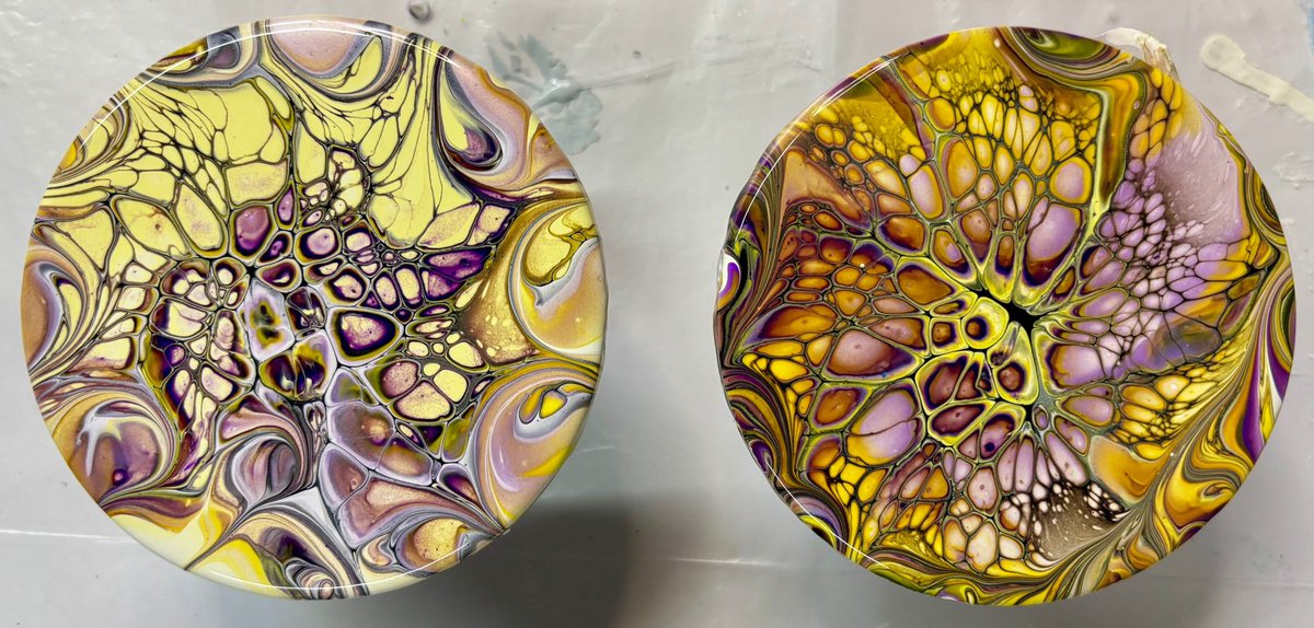 CarolePenhale's tweet photo. (1632) Very Pretty Bloom Technique on Coasters, Acrylic Paint Pouring https://t.co/PYGFAEvAK3 via @YouTube https://t.co/GHX2OilL1C