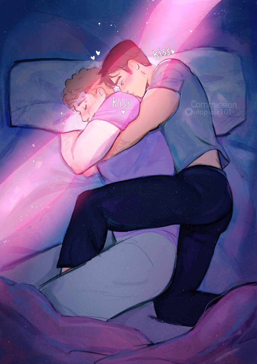 Backpack Eddie #buddie

Or. Cuddling buddies💕