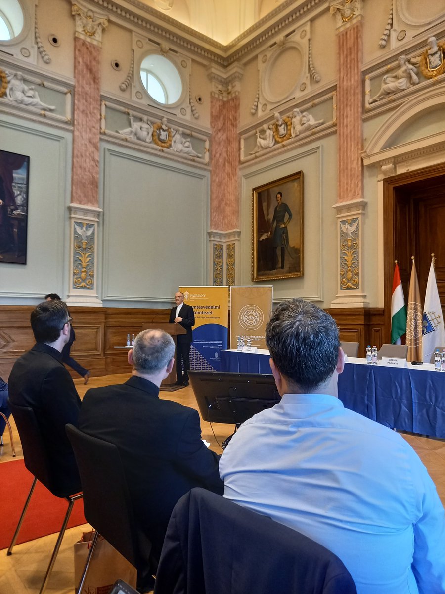 Fantastic conference on "Just War and Just Peace" organised by the Ludovica University of Public Service and Pázmány Peter Catholic University. A keynote by Card. Michael Czerny SJ as well as thought-provoking discussions. And all of that in stunningly beautiful Budapest.