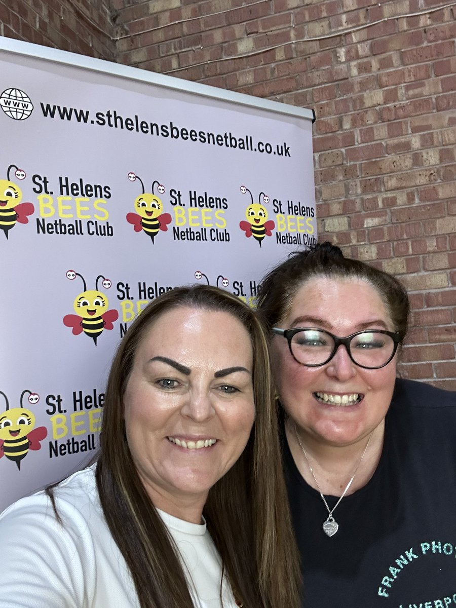 sthelensbeesnetball tweet media
