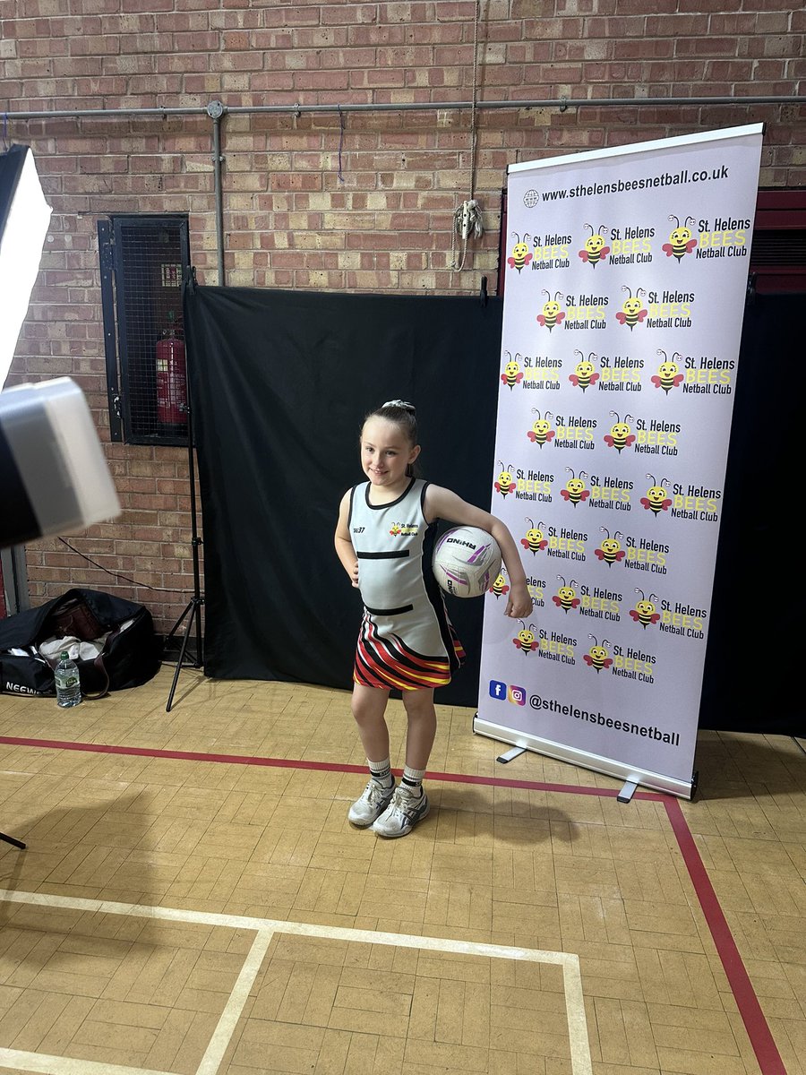 sthelensbeesnetball tweet media