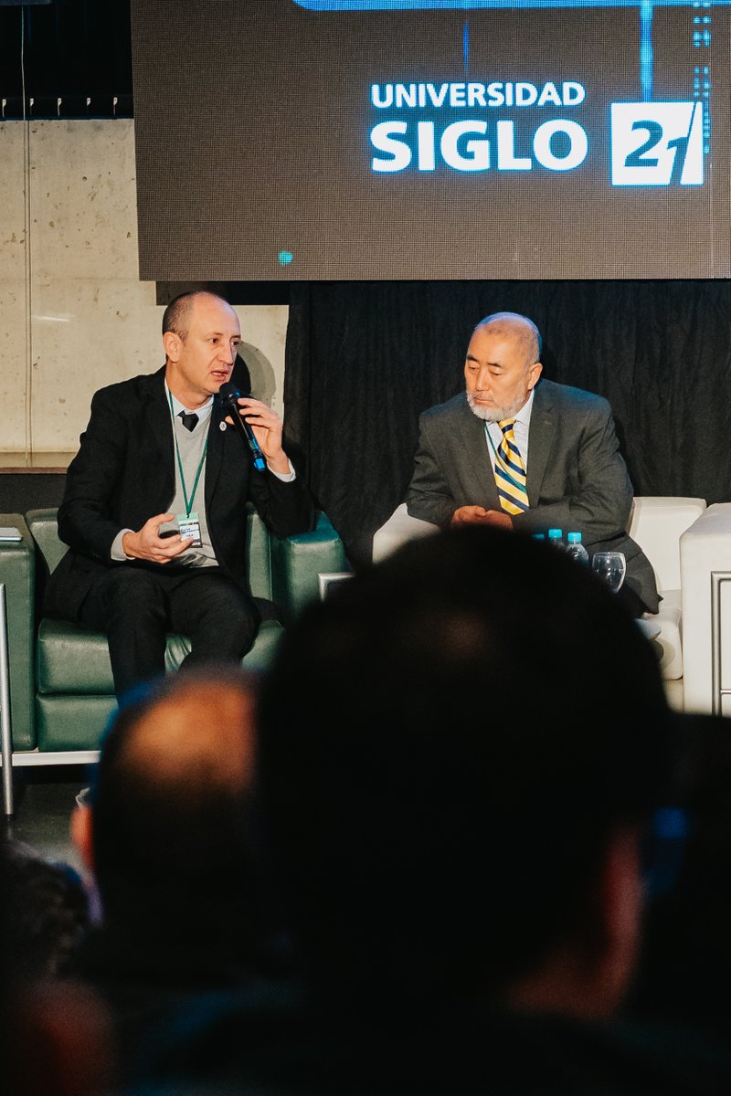OEA_Cyber's tweet photo. Einar Lanfranco, Oficial @OEA_Cyber, participó esta semana en la #CordobaCybersecurityConference, organizada en Córdoba 🇦🇷 por @LaSiglo21, para debatir sobre #IA, computación cuántica y nuevas amenazas con deepfake y exponer el trabajo desarrollado por la red #CSIRTAméricas en apoyo de los Estados Miembros de @OEA_oficial para adapta sus equipos de respuesta a incidentes frente a los nuevos desafíos que plantean estas nuevas tecnologías en #Ciberseguridad.