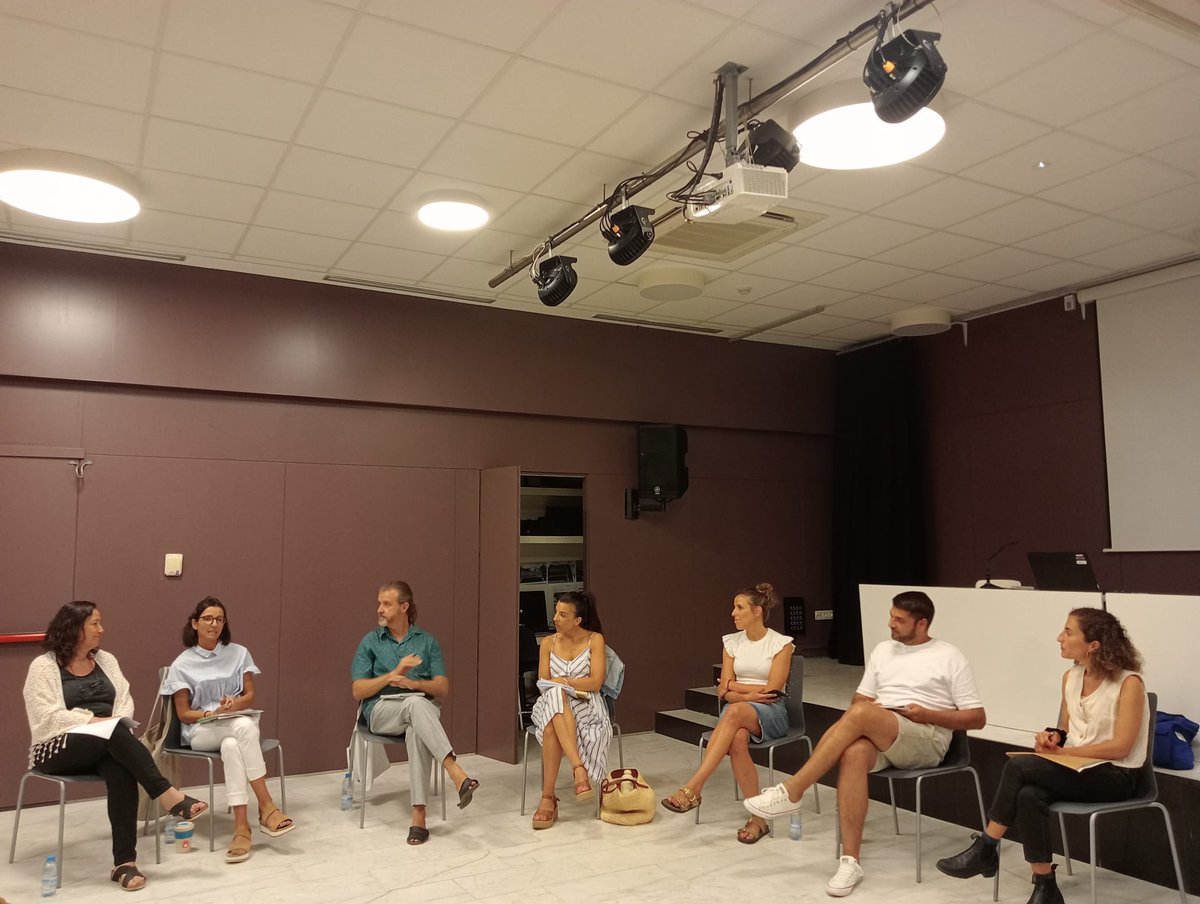 Postgrau Conflicte Públic i Mediació Comunitària tweet media