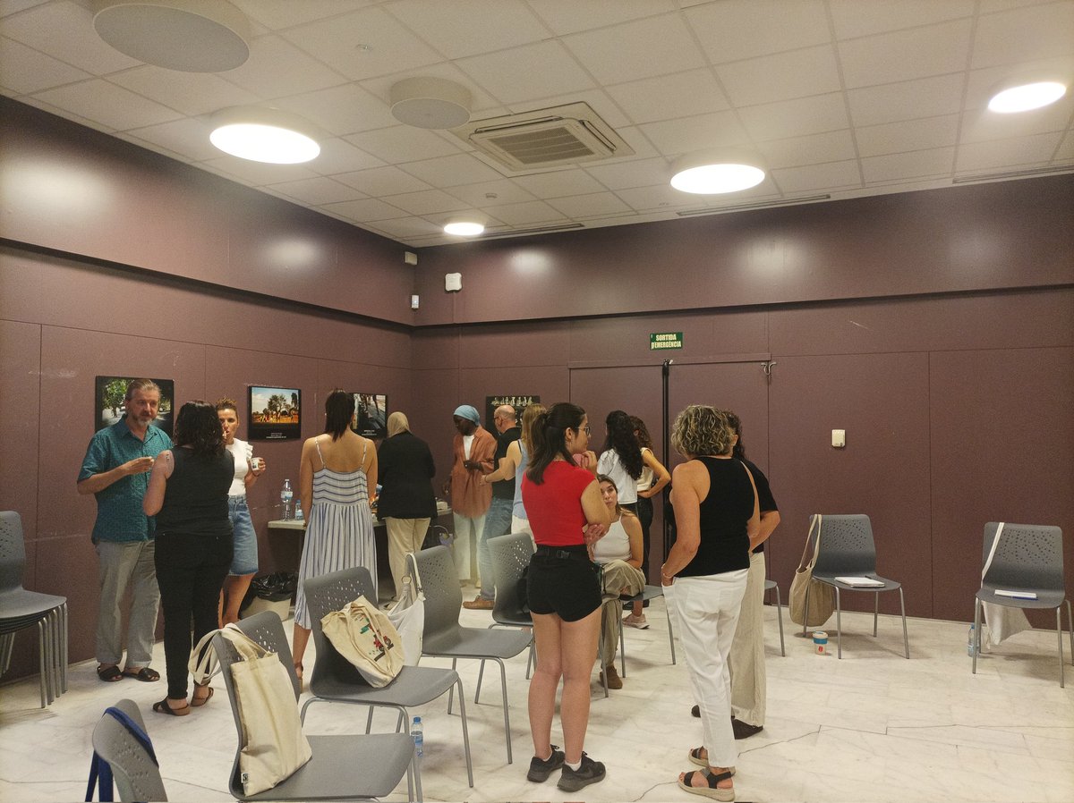 Postgrau Conflicte Públic i Mediació Comunitària tweet media