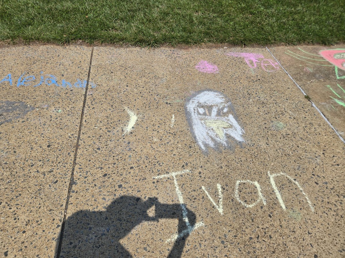Tweet media four