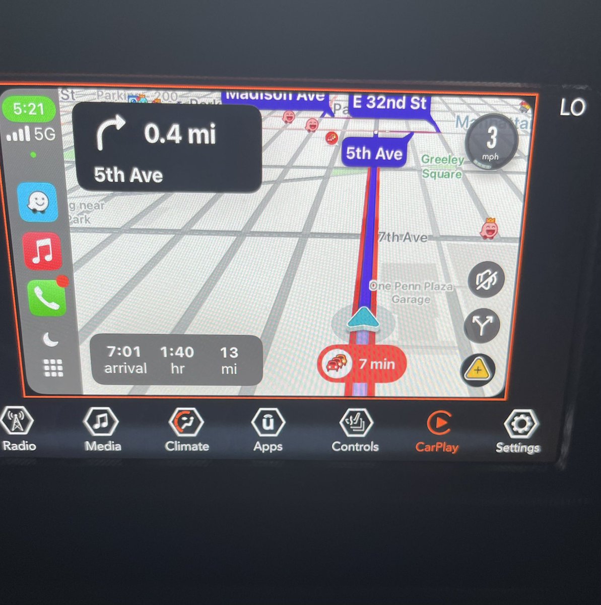 pharoahemonch's tweet image. Is there anywhere else on the planet that it will take 1 hour & 40 minutes to drive 13 miles? #NYC