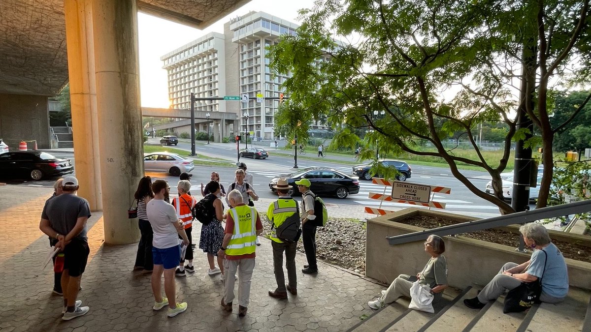BikeArlington (@bikearlington) on Twitter photo Thanks to <a href="/ArlingtonVA/">Arlington County</a>, <a href="/ArlingtonDES/">Arlington Department of Environmental Services</a> Transportation, and @RosslynBID for hosting the June #PedestrianAdvisoryCommittee Walking Meeting last night in #GatewayPark, where we admired these and other new safety features from the sidewalk up. #VisionZero <a href="/CarFreeDiet/">Car-Free Diet</a> @Arlparksrec Thanks to <a href="/ArlingtonVA/">Arlington County</a>, <a href="/ArlingtonDES/">Arlington Department of Environmental Services</a> Transportation, and @RosslynBID for hosting the June #PedestrianAdvisoryCommittee Walking Meeting last night in #GatewayPark, where we admired these and other new safety features from the sidewalk up. #VisionZero <a href="/CarFreeDiet/">Car-Free Diet</a> @Arlparksrec