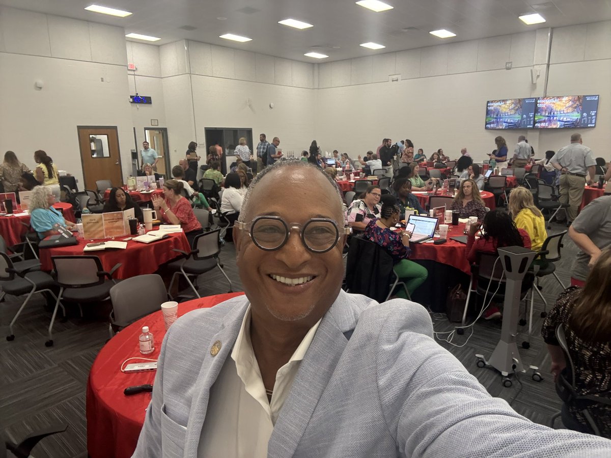 stephengpeters's tweet image. Thank you Harnett County School 🏫 District for having me this afternoon. I’m honored to be here with you all as you prepare for a new school year.