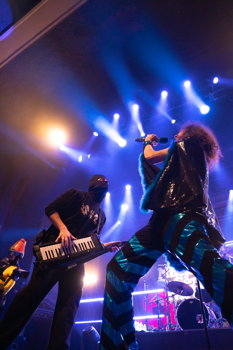 ninjasexparty's tweet image. Phoenix, is it hot here or is it JUST US GETTING READY TO GET TASTEFUL WITH YOU TONIGHT???