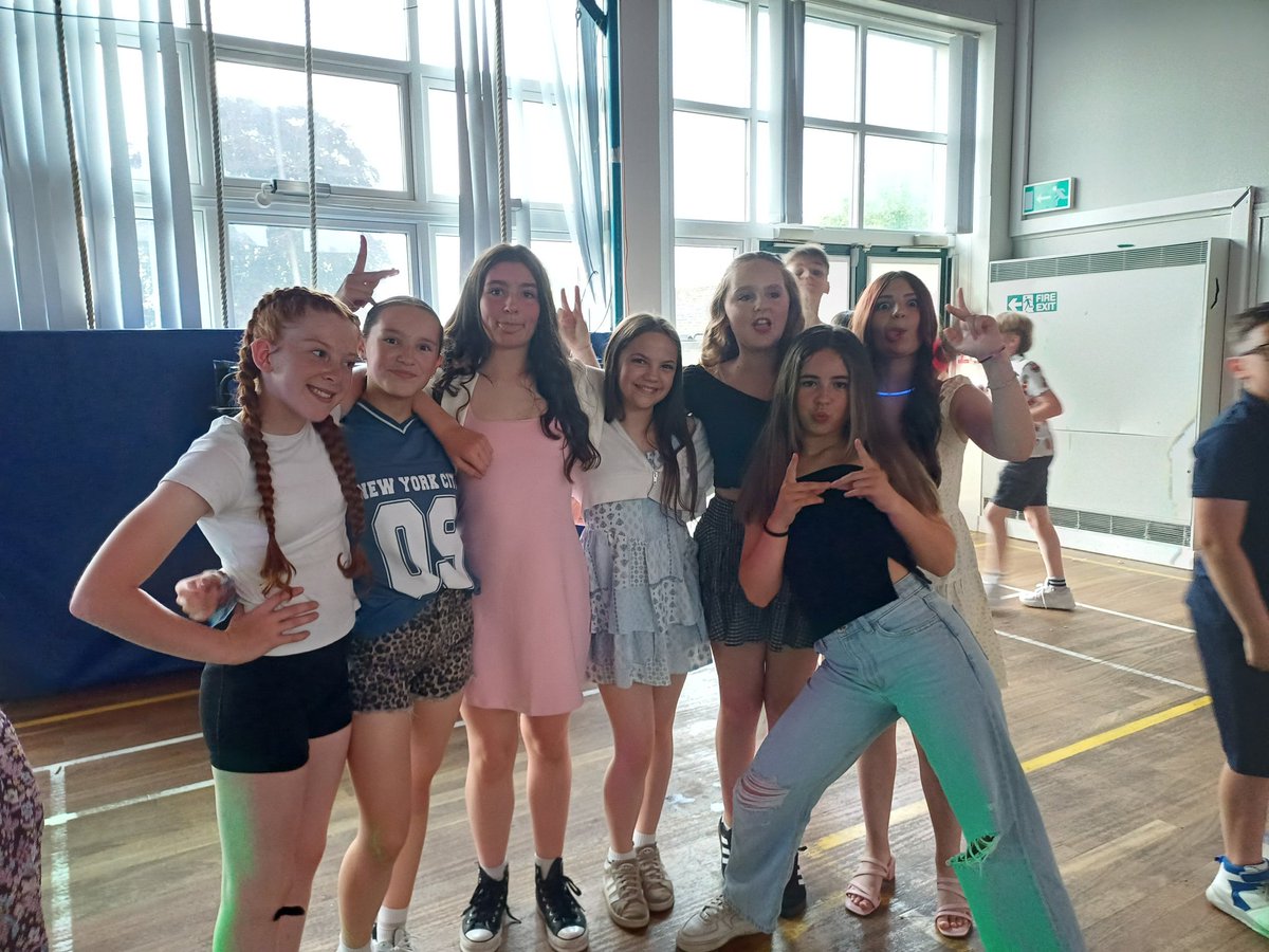 MuirtownP's tweet image. So much fun at our summer disco tonight! Big thanks to everyone who makes events like this such a success! #TeamMuirtown 💙🥳