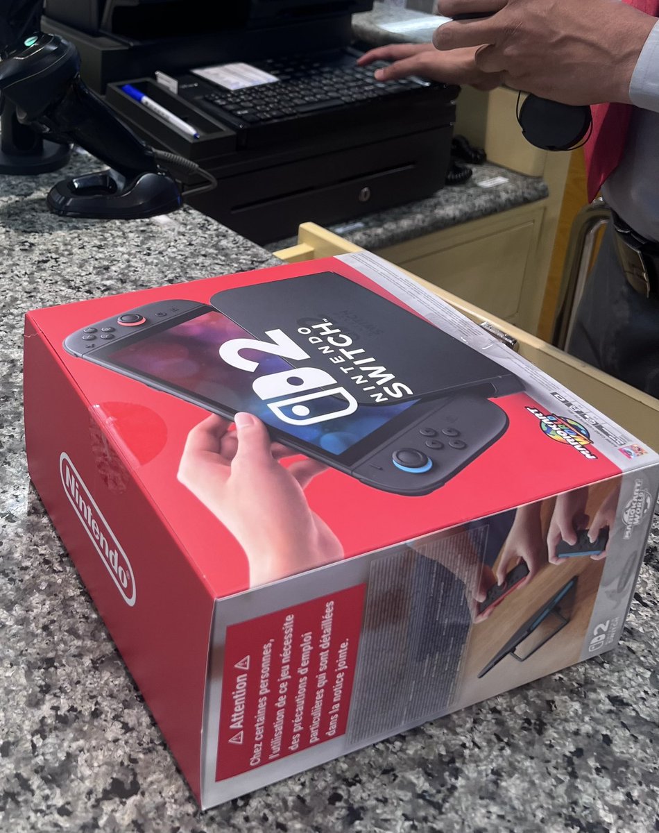 friedoryo's tweet image. Guess what
I’m spoiling myself again 
Because girl nobody loves you more than yourself!!!