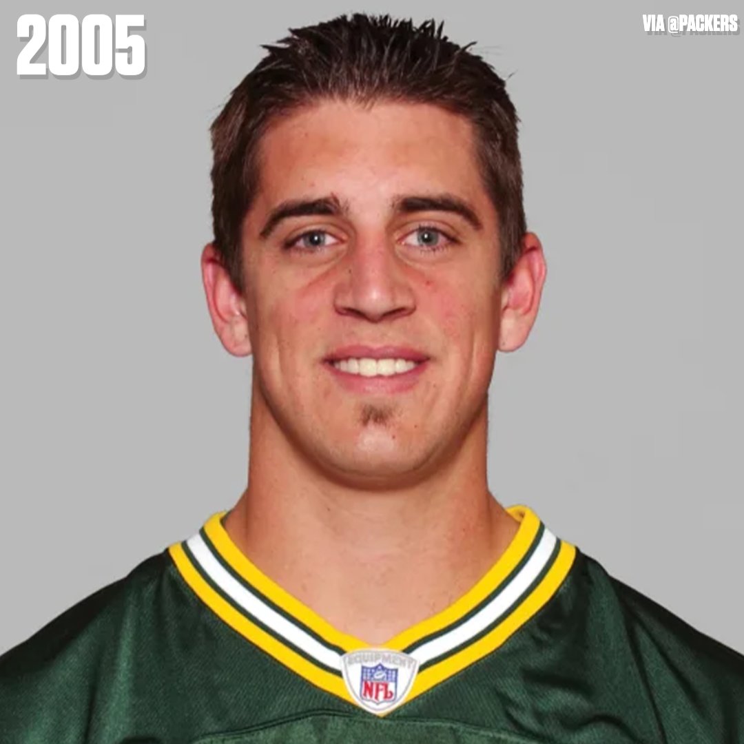 NFL's tweet photo. Year 1 ➡️ Year 21

@AaronRodgers12 | @steelers https://t.co/NPRl75tk9n
