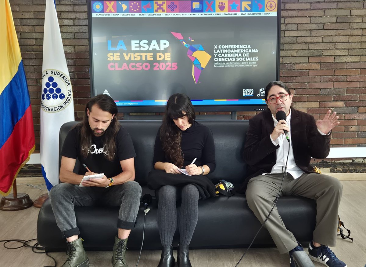 Redpopulismo's tweet image. Nuestra investigadora @lucianacadahia participa en #CLACSO2025