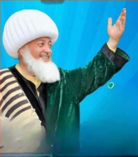 Hüseyin GONCAGÜL ağabeyimiz de Hakk’a yürüdü.
Sanatını sadece çocuklar için icra etti.
En başta İstanbul olmak üzere Anadolu’yu karış karış arşınladı. Nasreddin Hoca ile çocukları dinimize sevdirdi. İngilizce öğretmeni olarak yurtdışında da İngilizce fıkra ve oyunları ile